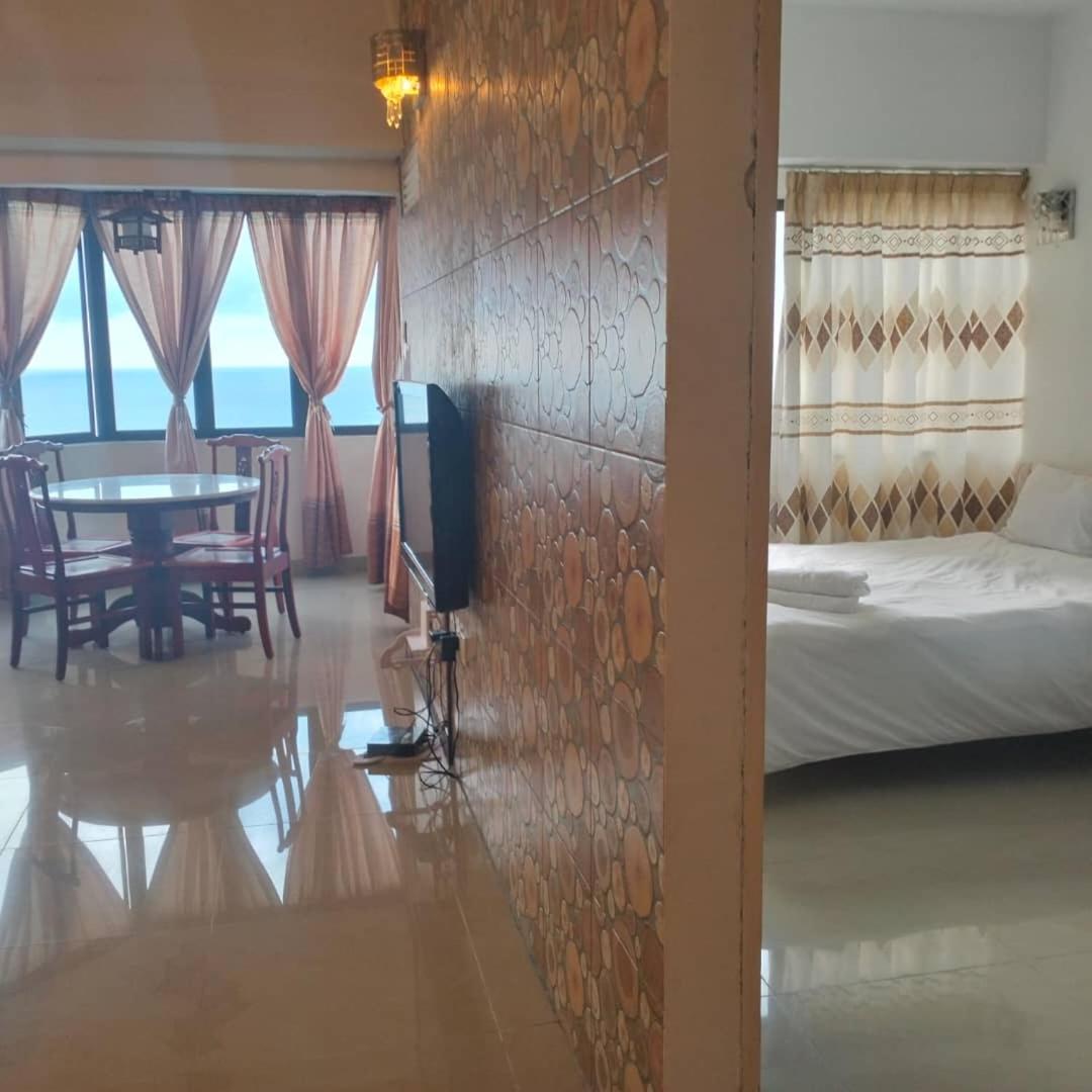 Апартаменти Sri Sayang Pearl View Бату-Феррінгі Екстер'єр фото