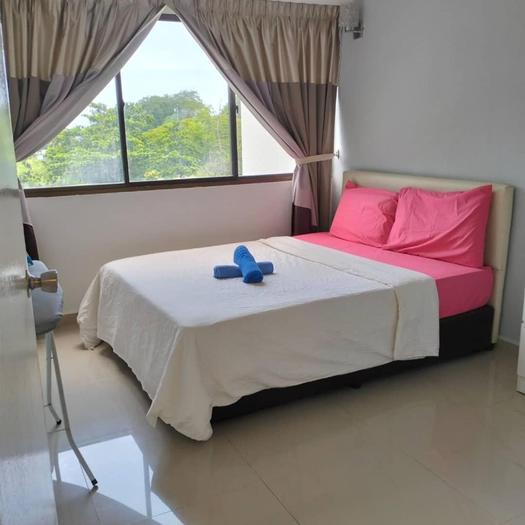 Апартаменти Sri Sayang Pearl View Бату-Феррінгі Номер фото