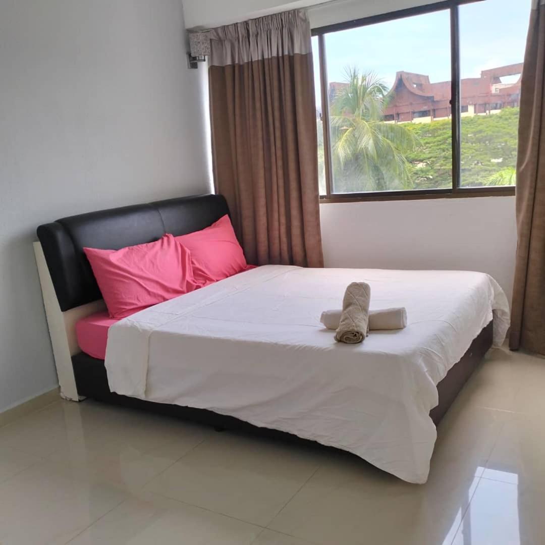 Апартаменти Sri Sayang Pearl View Бату-Феррінгі Номер фото