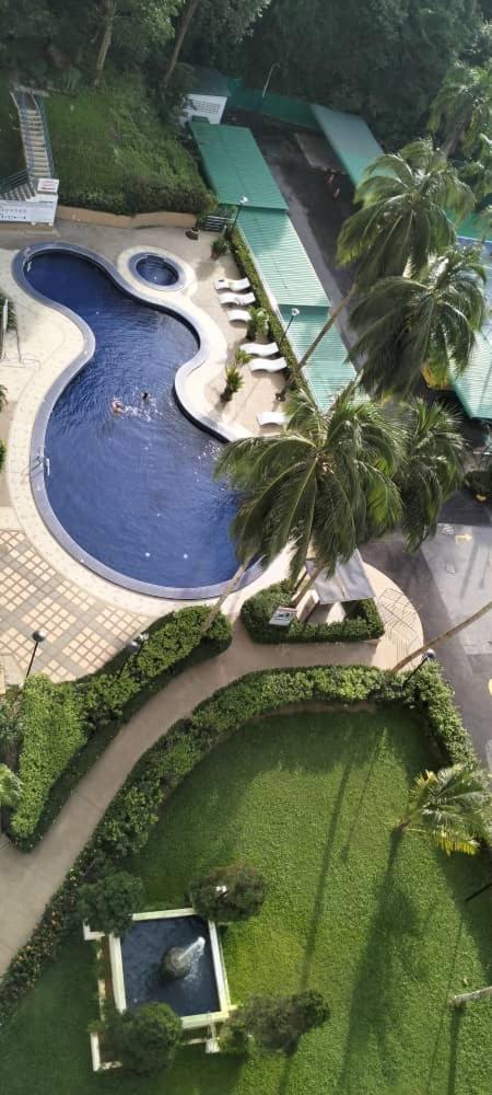 Апартаменти Sri Sayang Pearl View Бату-Феррінгі Номер фото